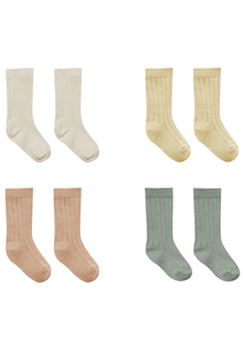  Set of 4 Socks